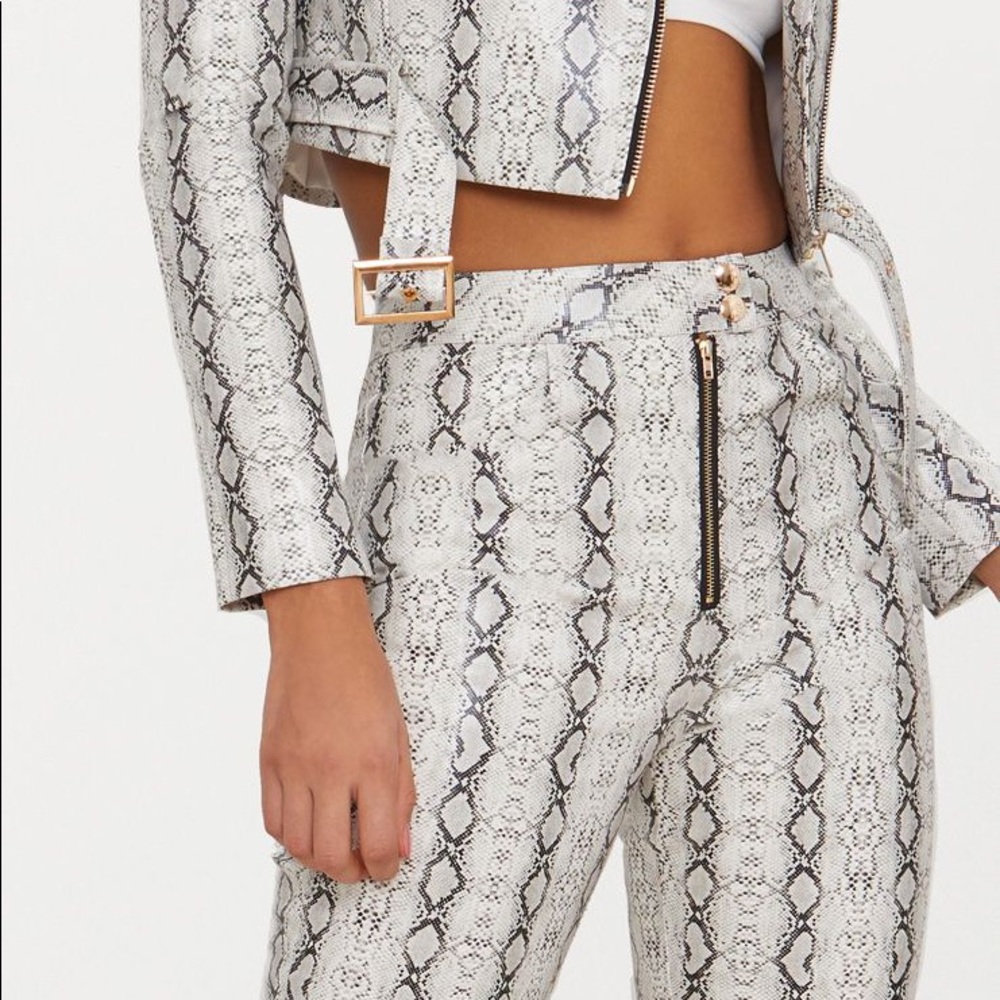 Snake Print Trouser {PrettyLittleThing Edition}. - Picture 4 of 4